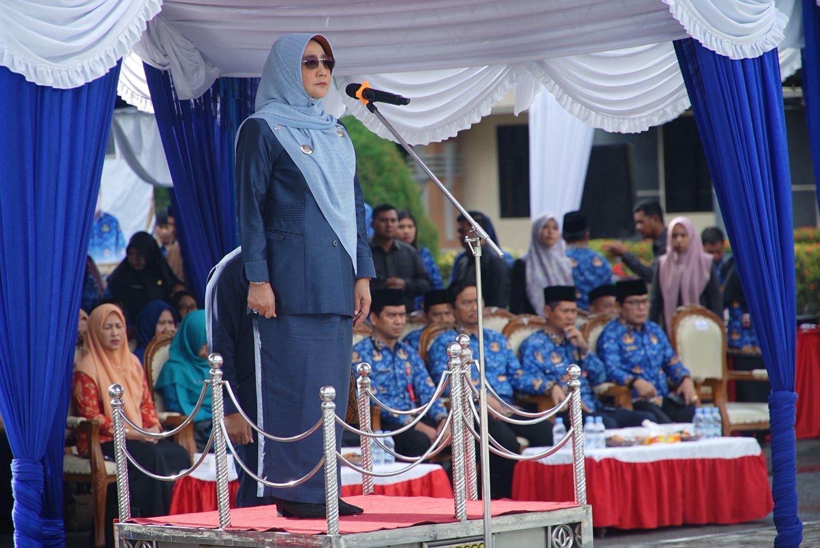 PERAYAAN: Peringatan HUT KORPRI ke-54 tahun yang diselenggarakan Pemkab Berau di halaman kantor Bupati Berau, Selasa (2/12). (IZZA/BP)