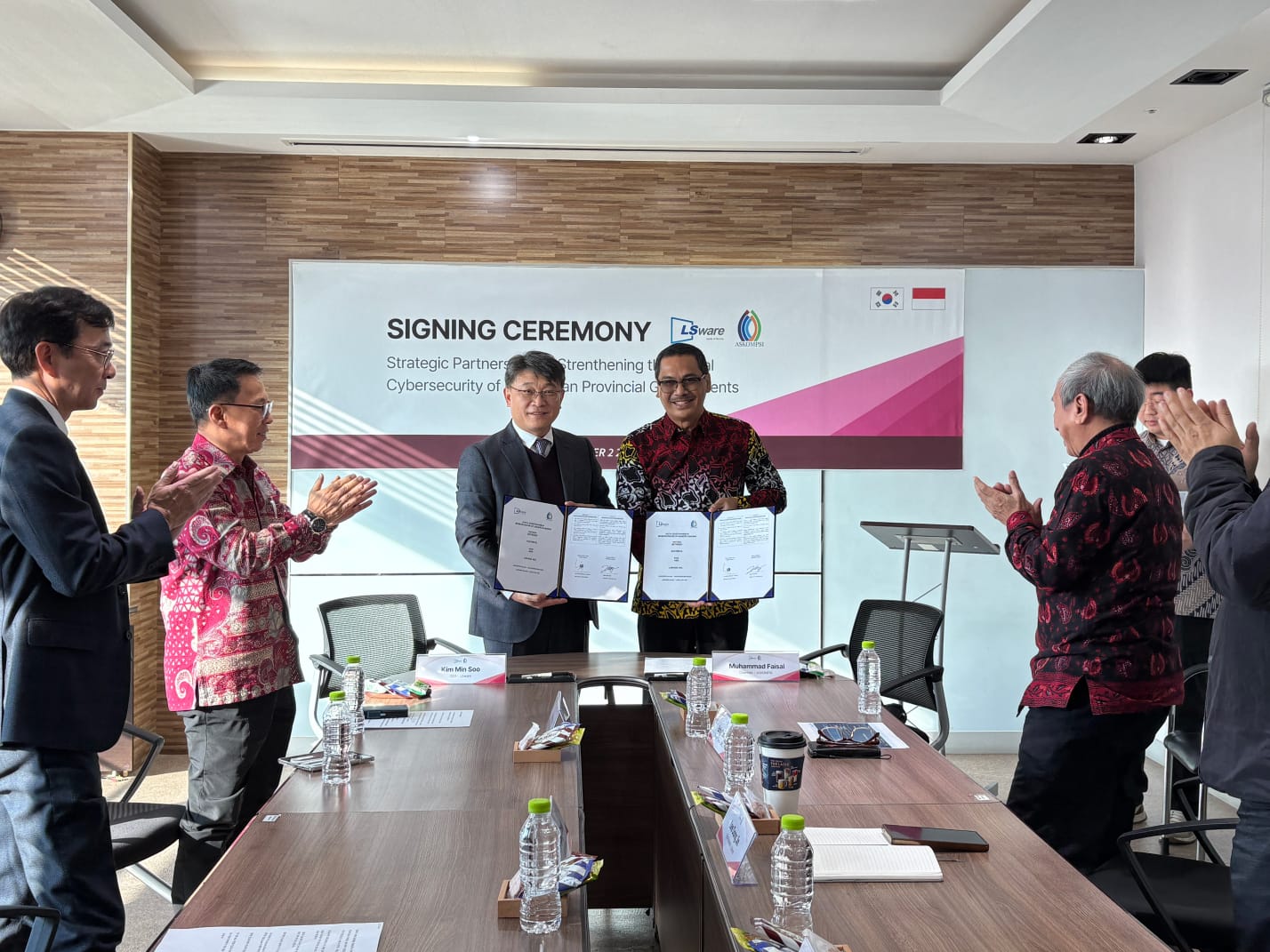 KERJA SAMA: ASKOMPSI menjalin kerja sama dengan perusahaan siber sekuriti terkemuka asal Korea Selatan, LSWare Inc pada Senin (2/12) lalu pukul 14.00 waktu Seoul. (DISKOMINFO KALTIM UNTUK BERAU POST)