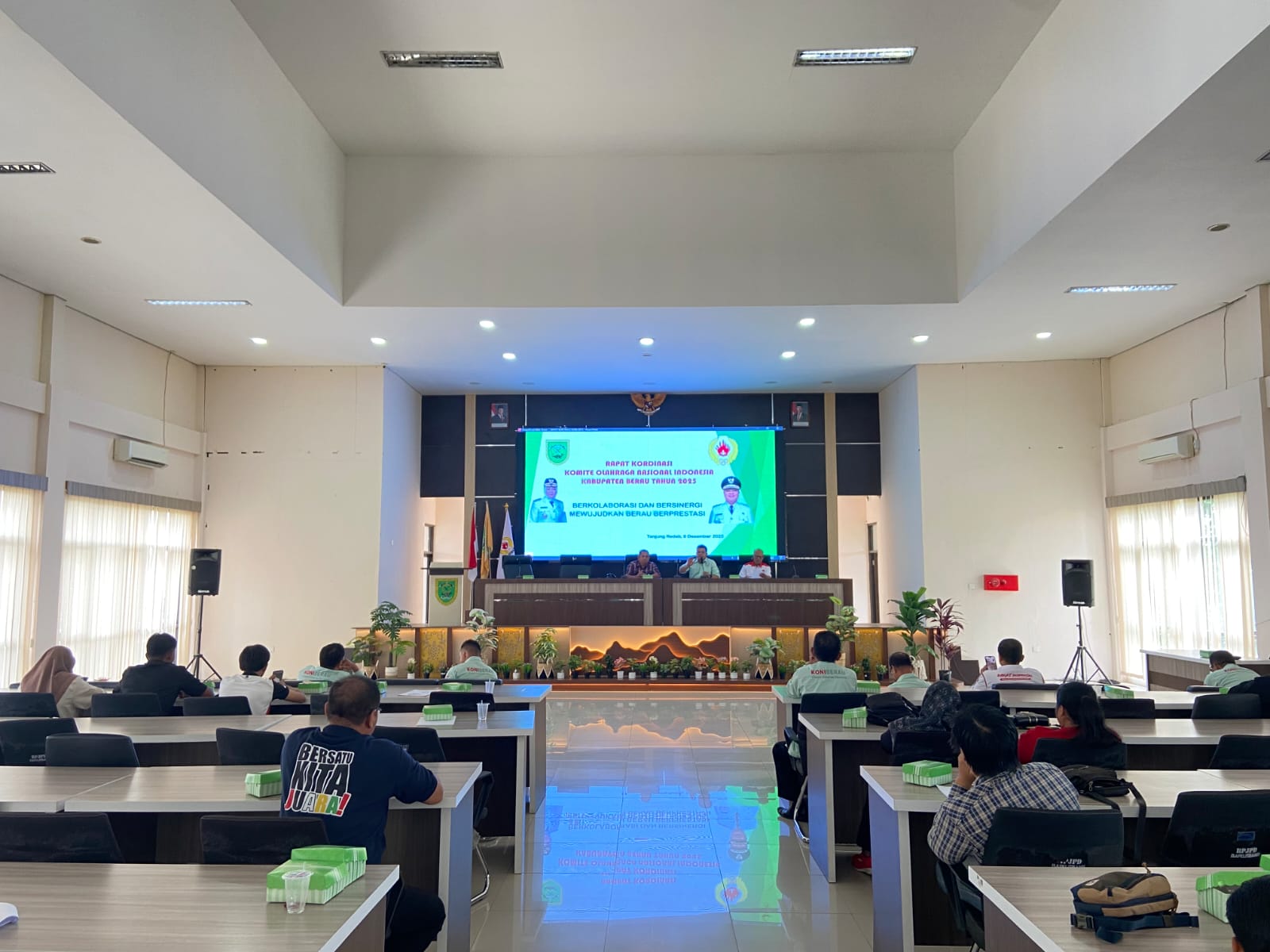 GELAR RAKOR: KONI Berau saat melakukan rakor membahas persiapan Porprov 2026 mendatang. (ARTA KUSUMA YUNANDA/BP)