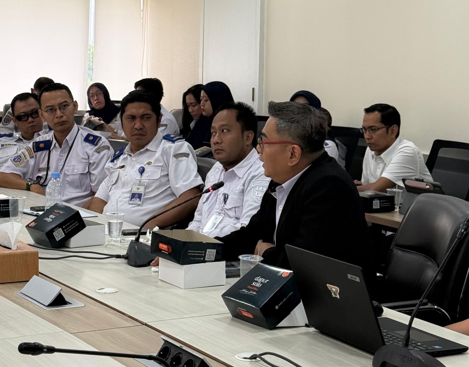 Kepala Otoritas Bandar Udara (Otban) Wilayah VII, Ferdinan Nurdin. (SENO/BP)