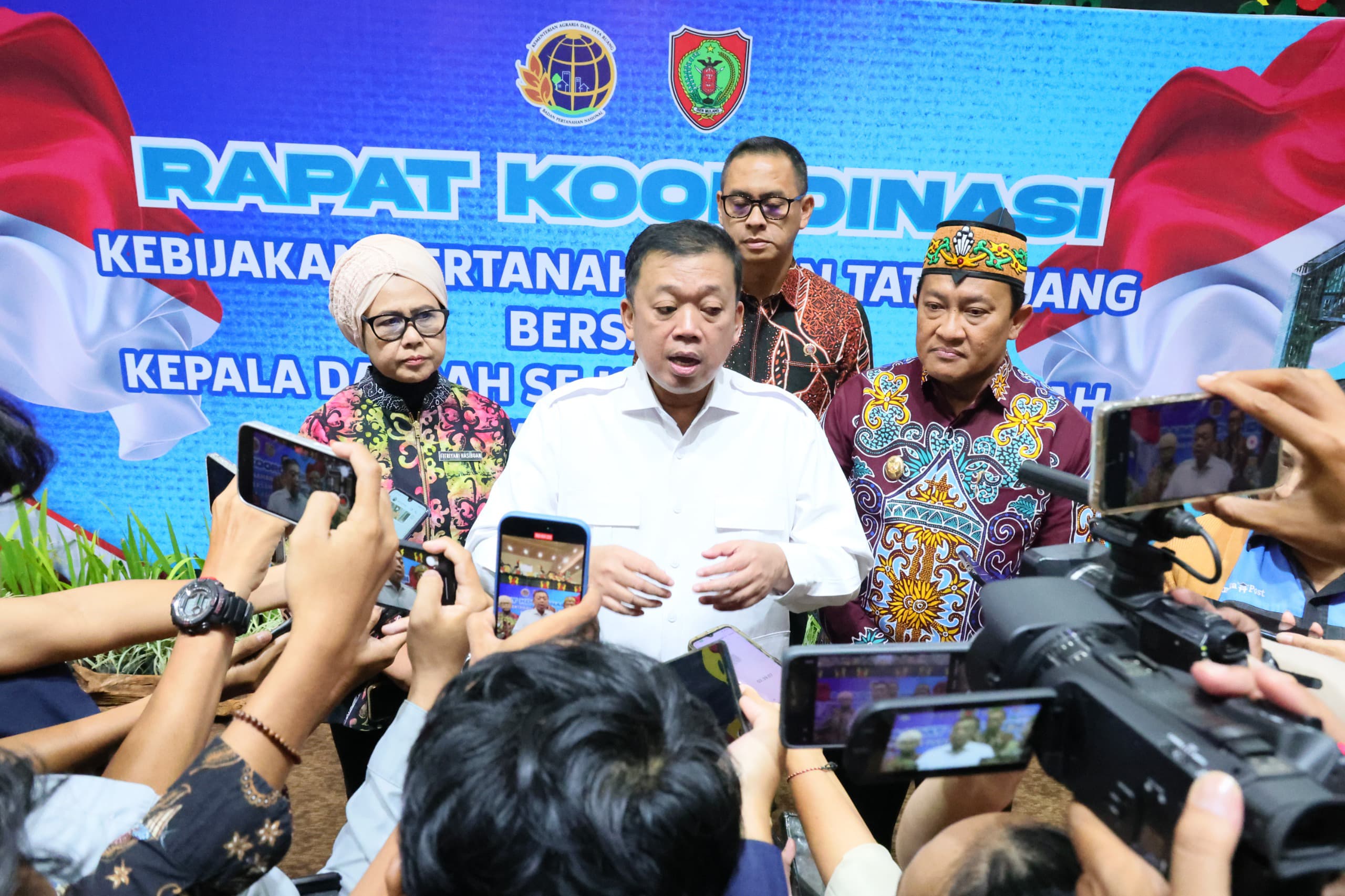 PRIORITAS: Menteri ATR/BPN Nusron Wahid meminta pemda untuk memprioritaskan dalam pengendalian tata ruang pengalihan fungsi dari sawah ke kawasan industri. (ATR/BPN)