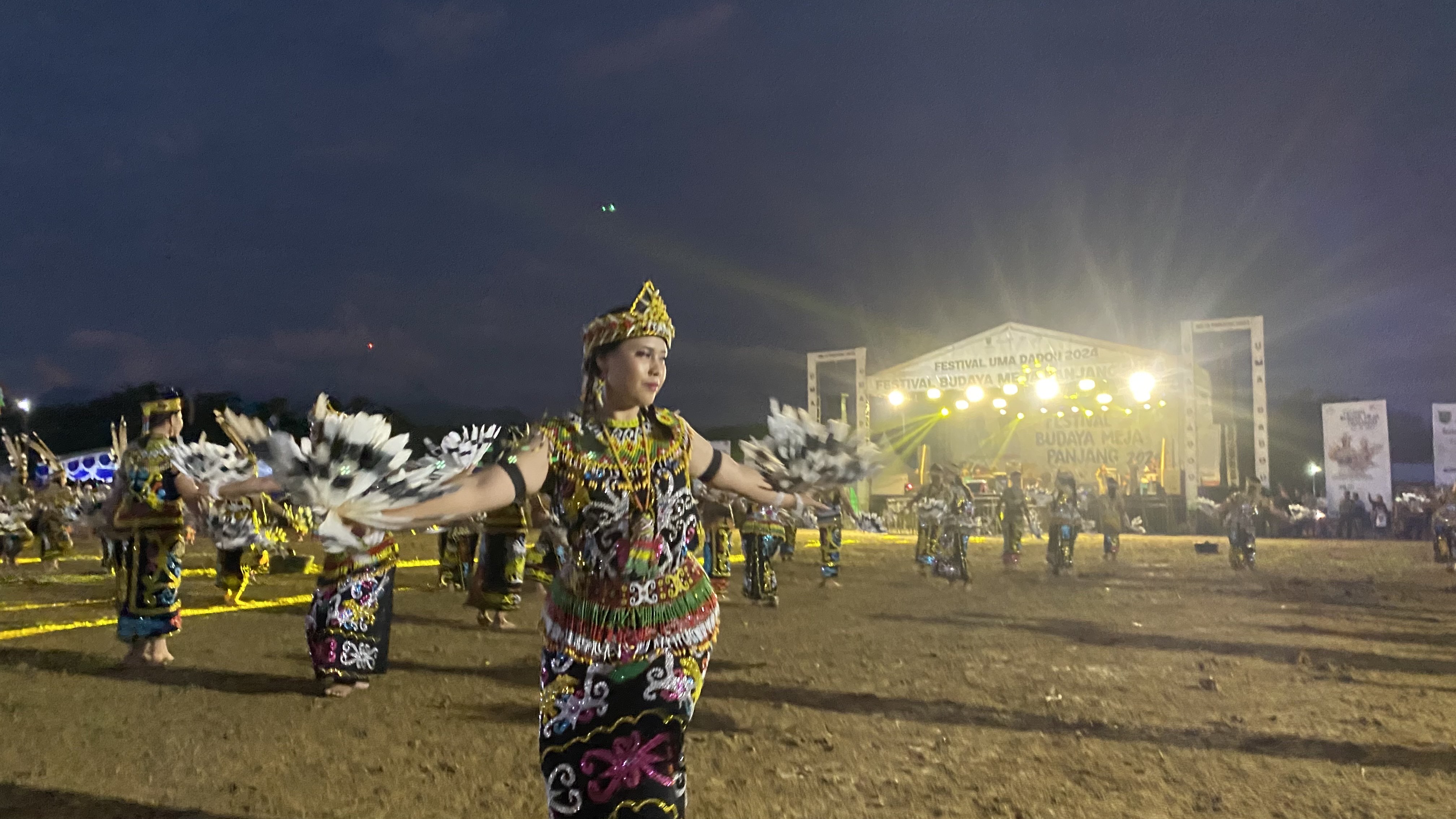 PENGEMBANGAN: Salah satu kekayaan budaya Berau, Tarian Hudoq yang dapat dijumpai dalam beberapa pesta adat suku dayak. Di antaranya dalam Festival Adat Bekudung Betiung. (SENO/BP)