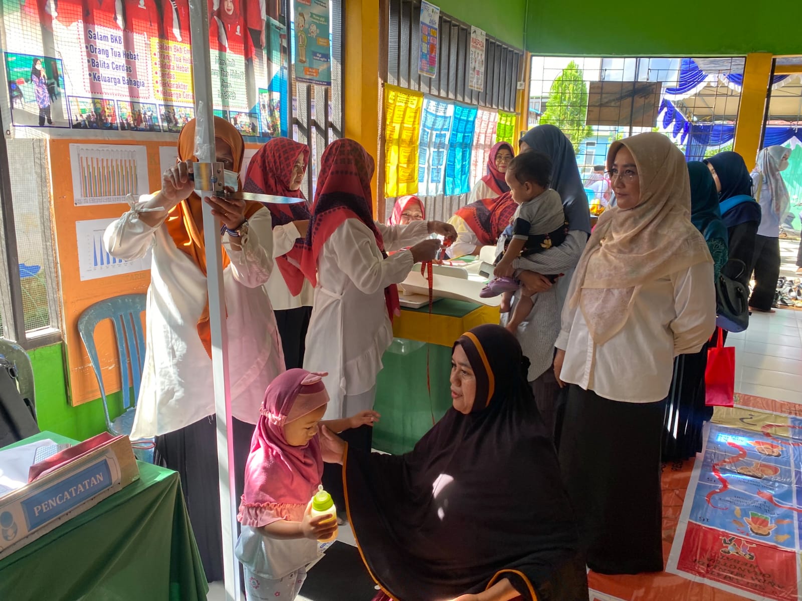 ILUSTRASI: Pemkab Berau mendorong penguatan peran posyandu melalui penerapan Posyandu enam SPM. (IZZA/BP)