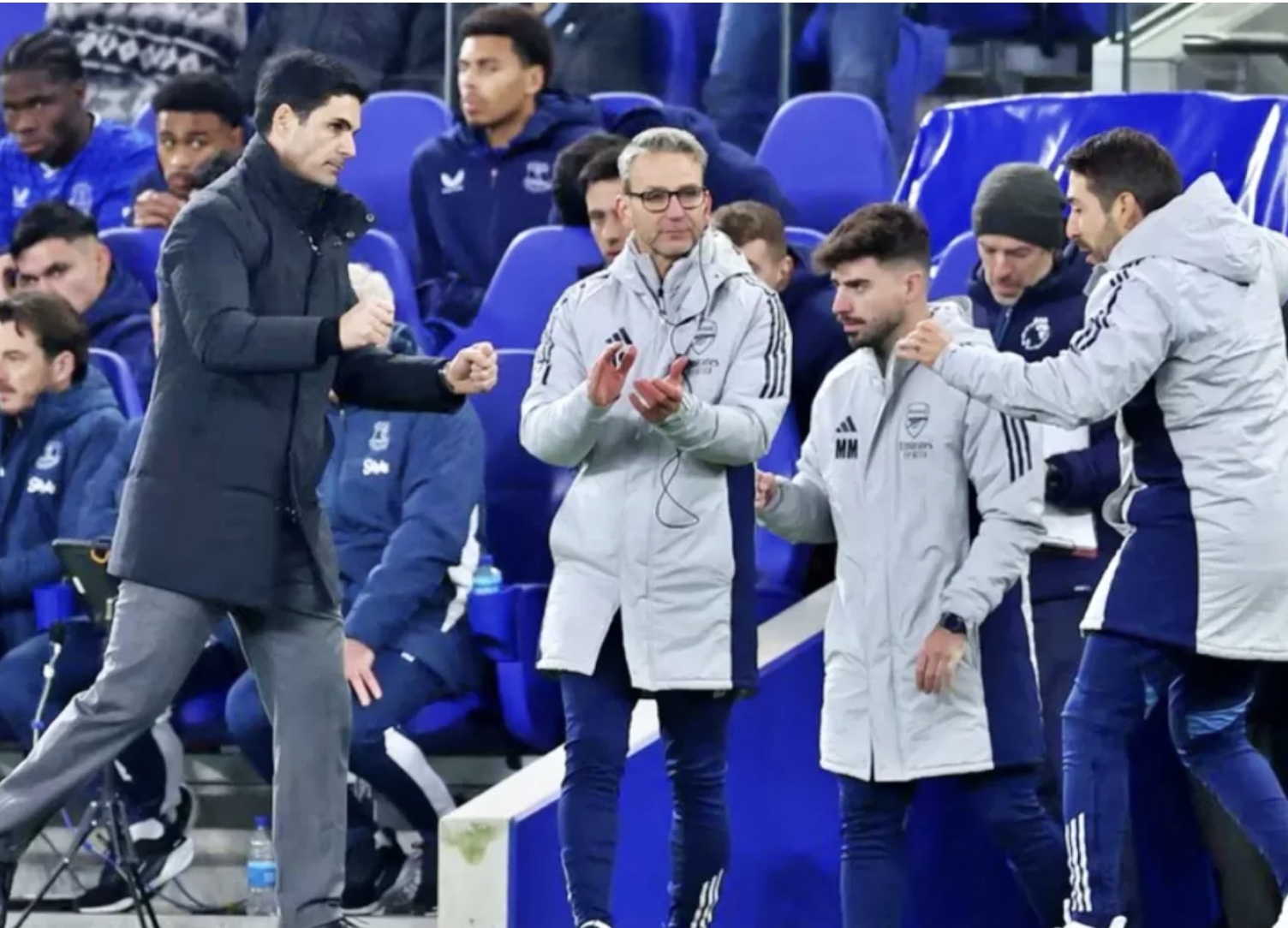 Selebrasi Mikel Arteta setelah Arsenal amankan tiga poin di kandang Everton. (Dok. Arsenal FC)