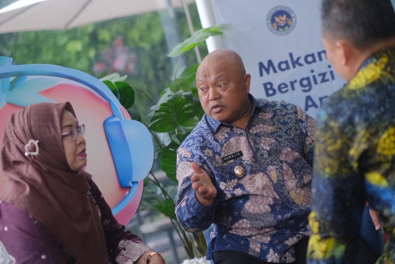 SAMBANGI BGN: Wakil Bupati Berau, Gamalis mengunjungi BGN untuk mempercepat pembentukan SPPG di Kabupaten Berau. (PROKOPIM UNTUK BERAU POST)