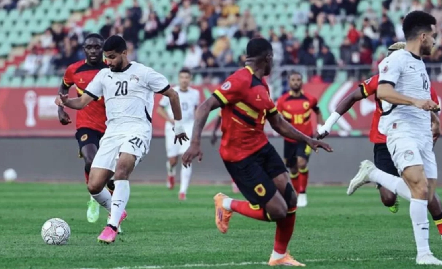 Laga Angola vs Mesir berakhir imbang 0-0. (@AO_Sports/X)