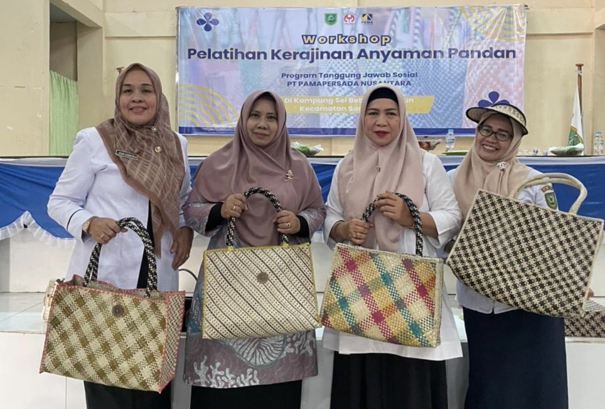 PELATIHAN ANYAMAN: Hasil dari pelatihan anyaman pandan yang dilakukan Diskoperindag Berau bekerja sama dengan pihak ketiga di Kampung Sei Bebanir Bangun. (DISKOPERINDAG BERAU UNTUK BERAU POST)