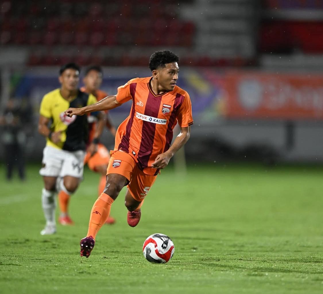 Fajar Fathurrahman saat bersama Borneo FC. (Instagram: @Fajarfathurrahmann)