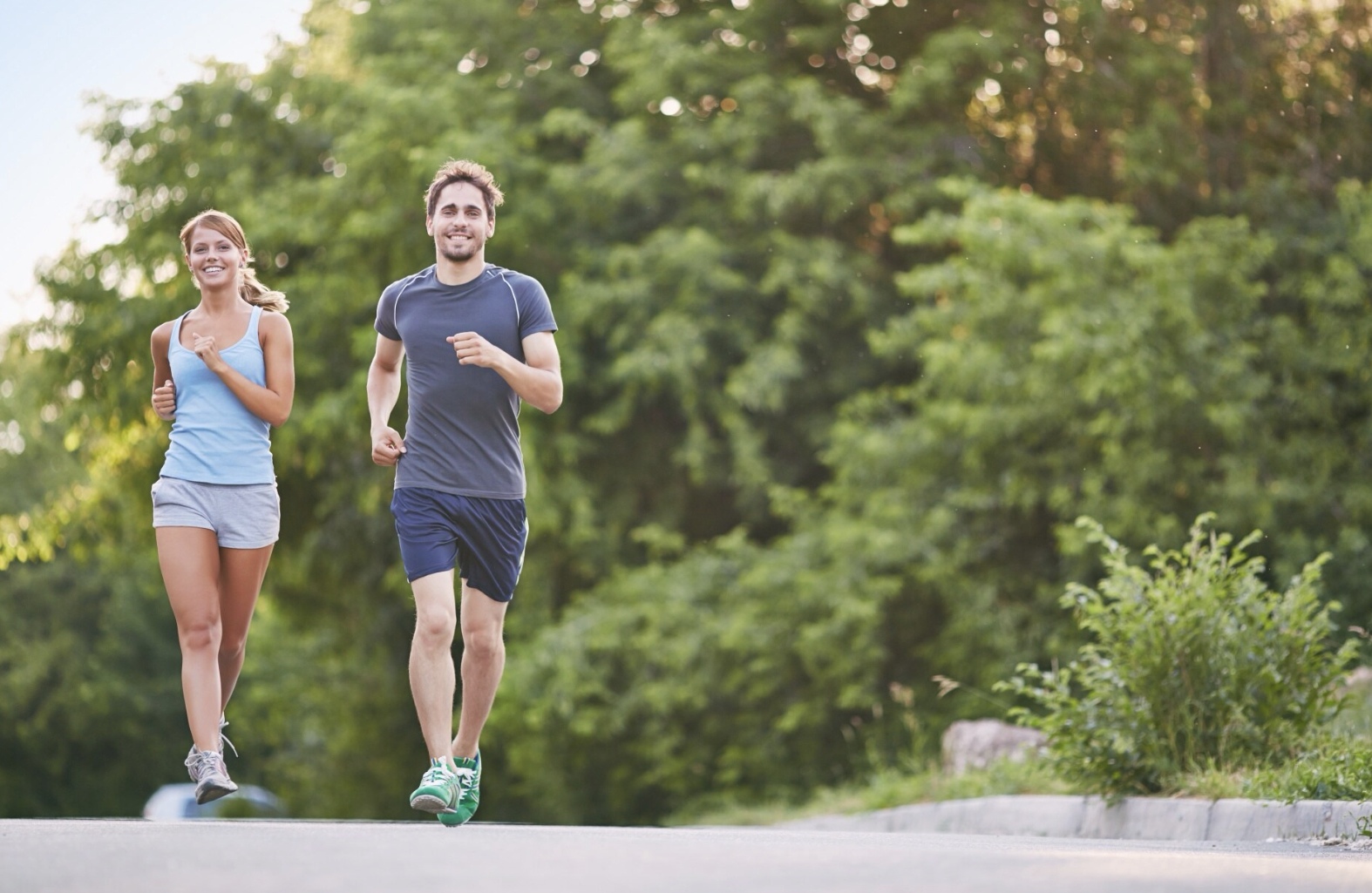 Ilustrasi running. (Freepik)