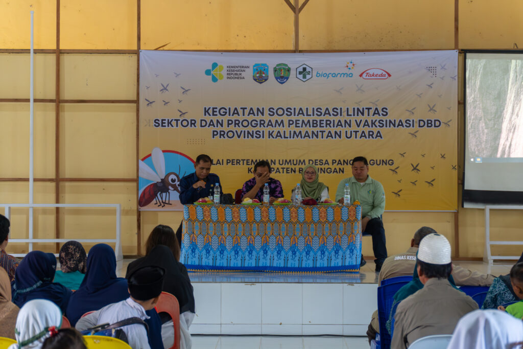 CEGAH DBD: Dinkes Kaltara sosialisasikan Program Pemberian Vaksinasi DBD di Desa Panca Agung, Kecamatan Tanjung Palas Utara. (DKISP KALTARA)