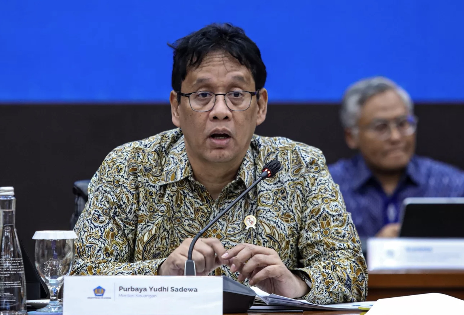 Menteri Keuangan Purbaya Yudhi Sadewa memberikan paparan saat konferensi pers APBN KiTa di Jakarta, Kamis (8/1/2026). (Salman Toyibi/Jawa Pos)