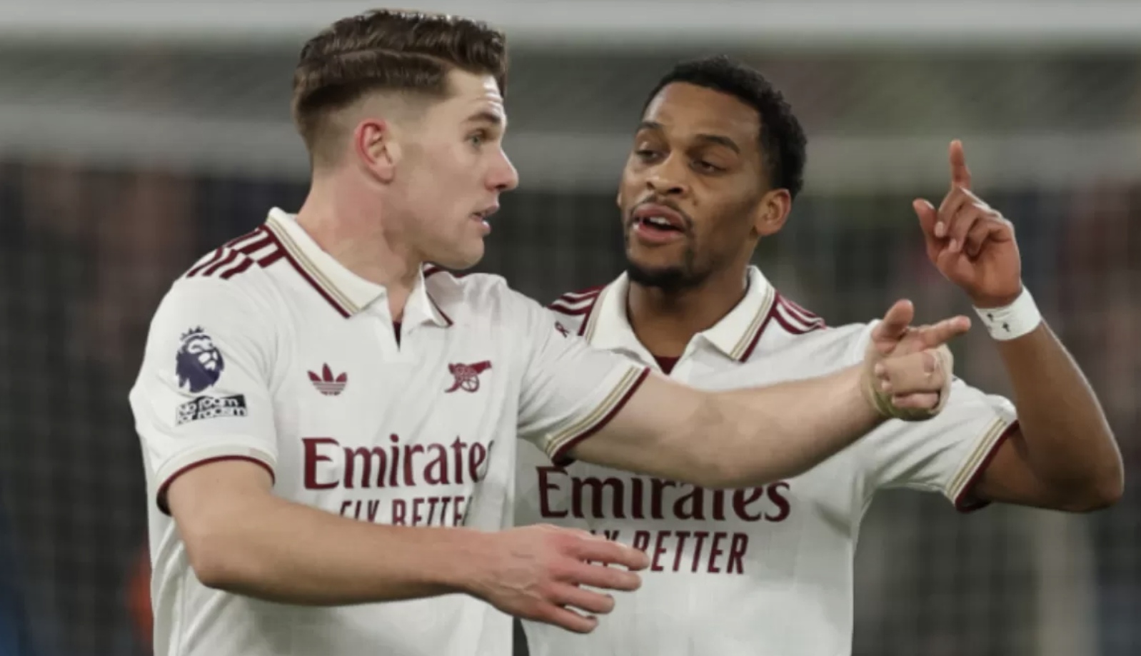 Peran Viktor Gyokeres (kiri) jadi sorotan di Arsenal. (cbssports)
