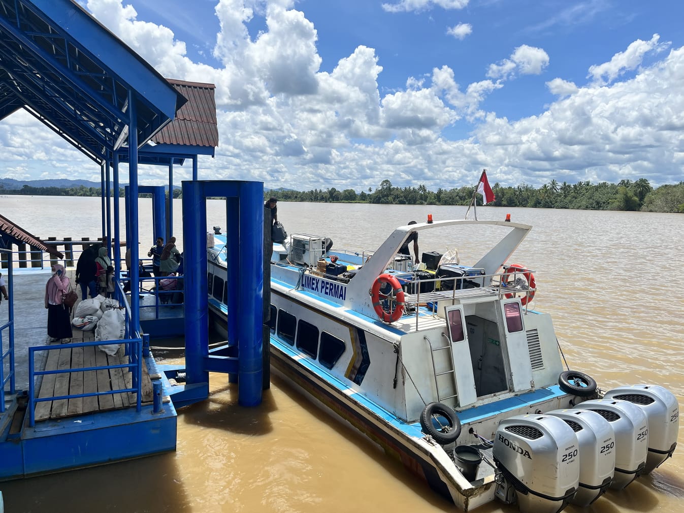 ERA DIGITALISASI: Seluruh perizinan dan pengawasan kapal speedboat penumpang yang sebelumnya berada di BPTD kini kembali dipegang Kantor KSOP. (HRK)