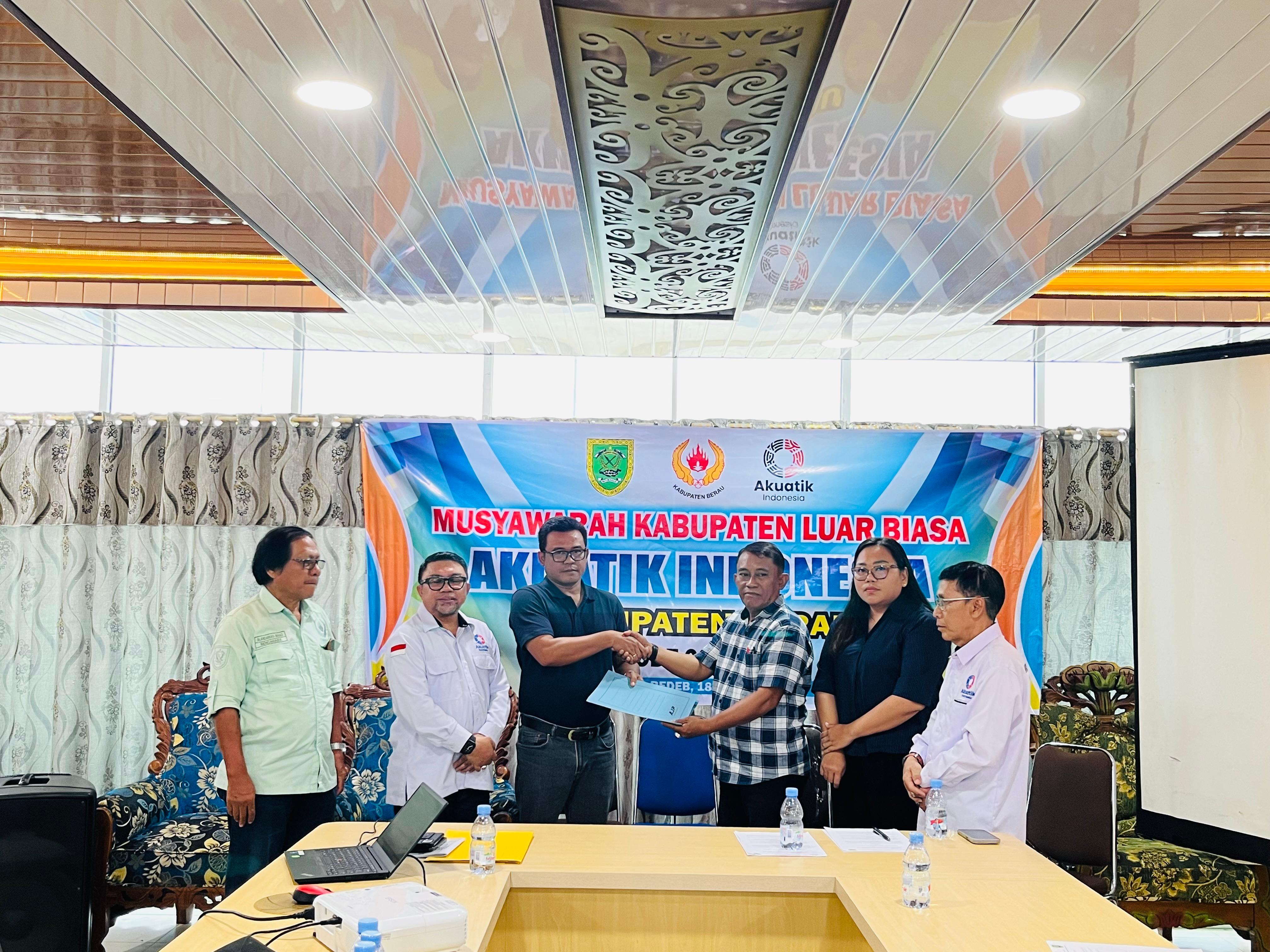 AKLAMASI: Melalui mekanisme aklamasi, Alfian Fadli ditetapkan sebagai Ketua Akuatik Kabupaten Berau Perionde 2026- 2030. (IST)