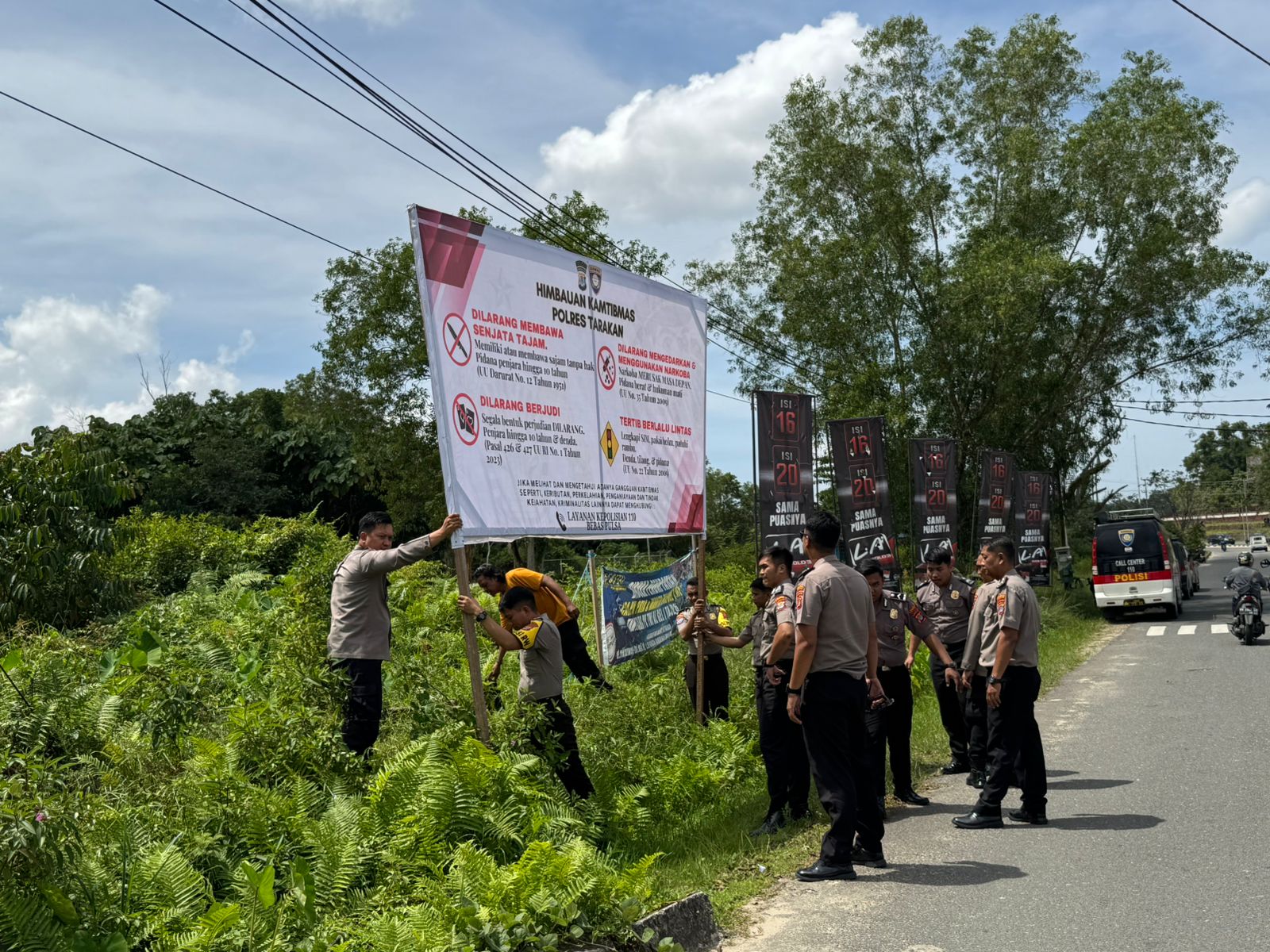 IMBAUAN: Polres Tarakan memasang spanduk imbauan di beberapa ruas jalan Kota Tarakan. (POLRES TARAKAN UNTUK HR)