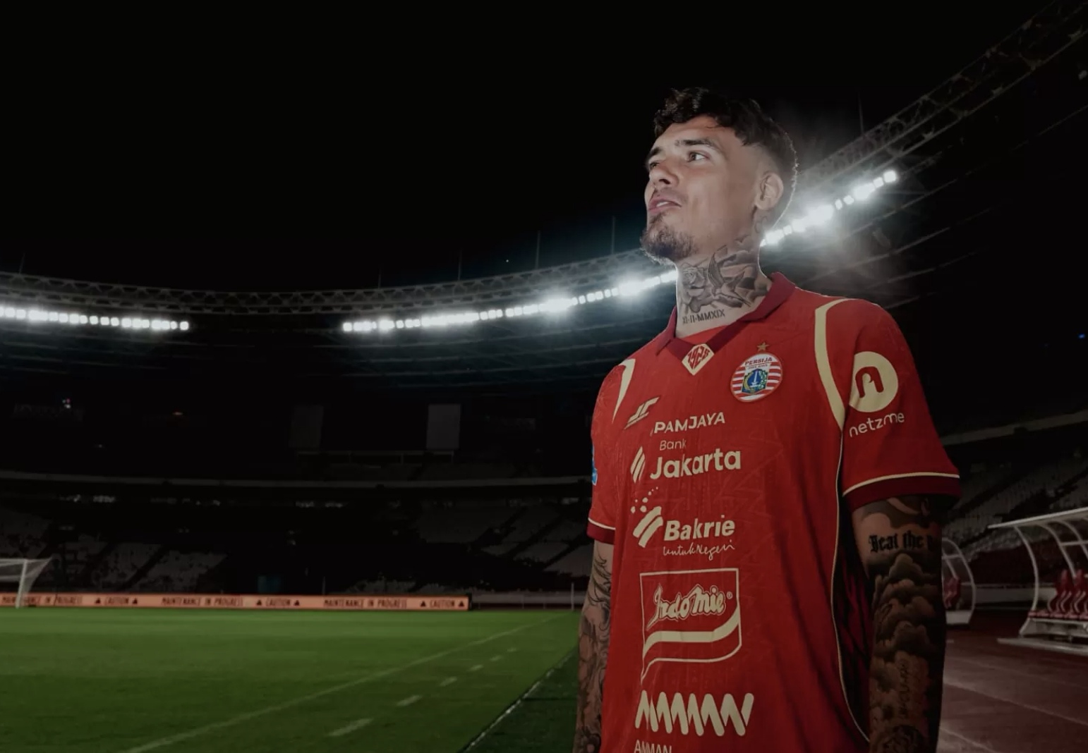 Shayne Pattynama resmi menjadi pemain baru Persija Jakarta. (Dok. Persija)