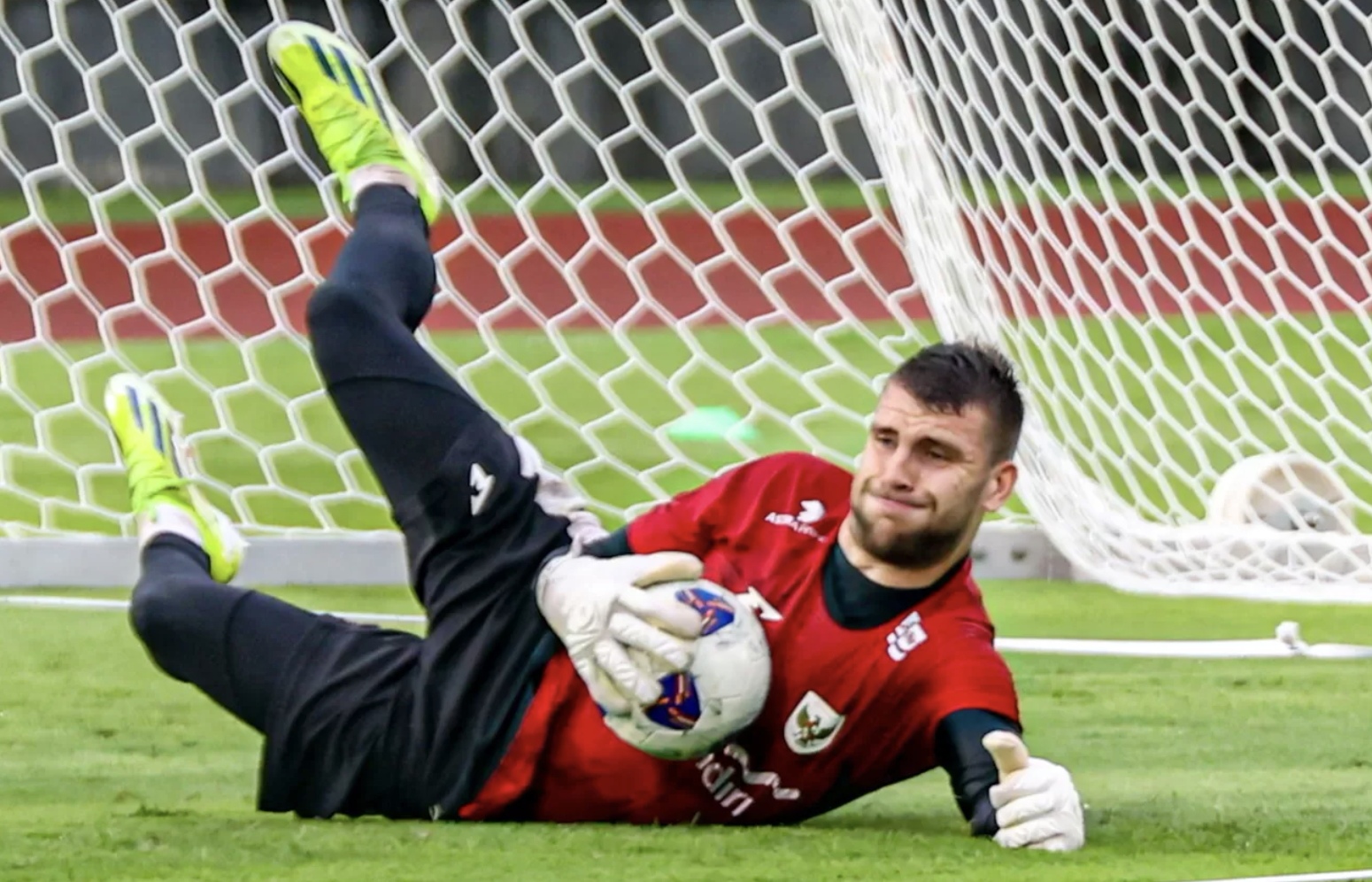 Penjaga gawang Timnas Indonesia Maarten Paes. (Dok. Jawa Pos)