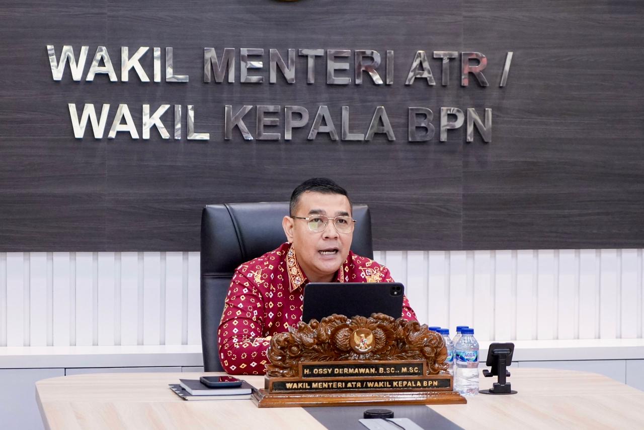 WEBINAR: Wakil Menteri ATR/BPN Ossy Dermawan membuka webinar bertajuk Strategi Optimalisasi AI di Kementerian ATR/BPN. (ATR/BPN)