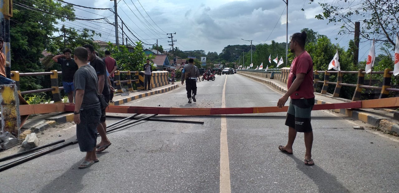 SOLUSI: Polemik terkait dengan portal Bujangga sampai saat ini masih terus menjadi permasalahan. (ARTA KUSUMA YUNANDA/BP)