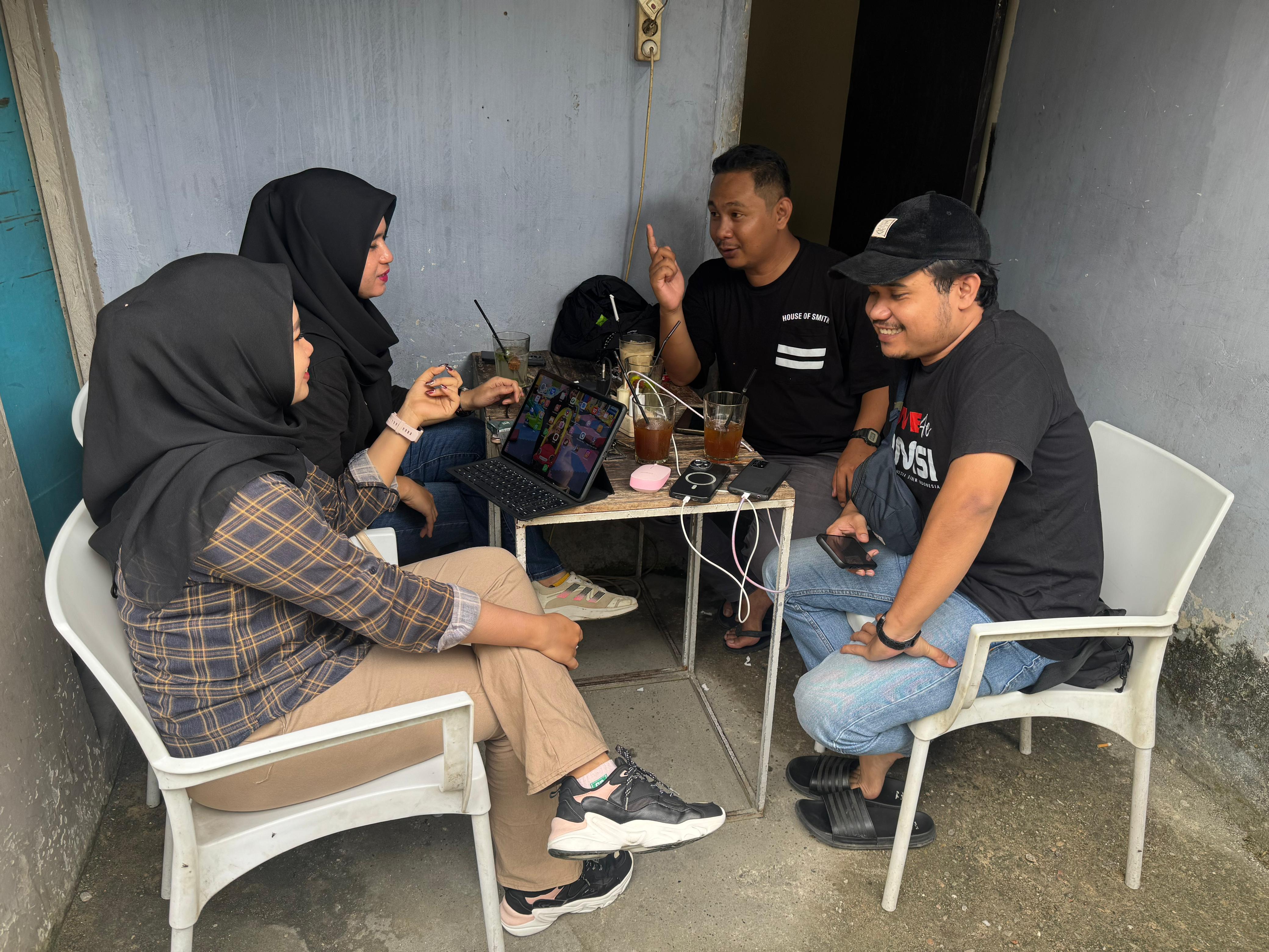 RAPAT PERSIAPAN: Panitia merampungkan kegiatan kejuaraan e-Sports dan Domino SIWO PWI Kaltara Cup 2026. (SEPTIAN ASMADI/HRK)