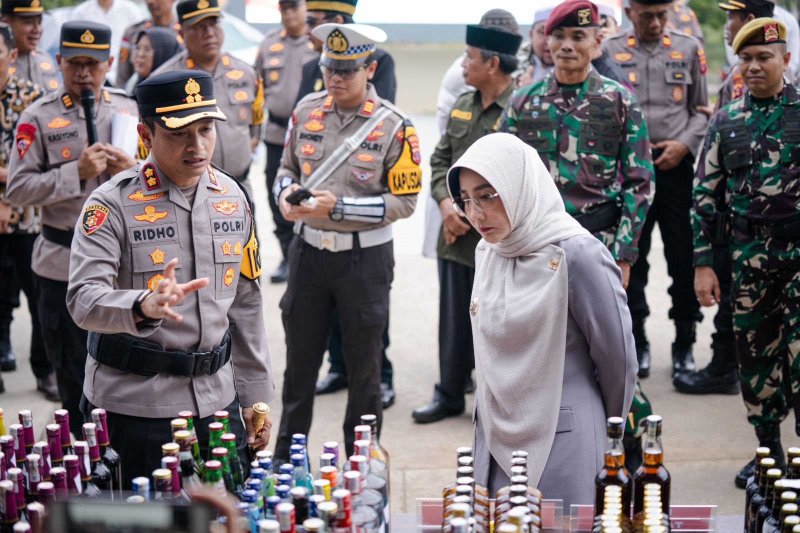 DISITA: Ribuan botol minol diamankan pihak Polres Berau, guna memastikan Ramadan aman dan tertib. (BERAU POST)