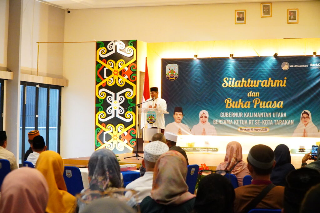 SILATURAHMI: Gubernur Kaltara Zainal A. Paliwang saat buka puasa bersama Ketua RT se-Kota Tarakan. (DKISP KALTARA)