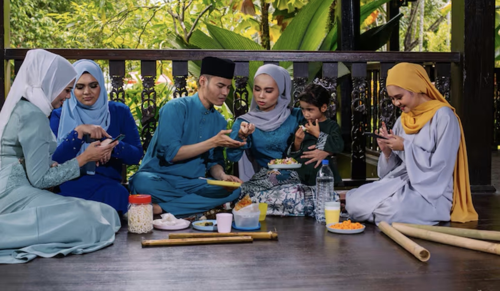 Silaturahmi saat Lebaran. (Freepik)