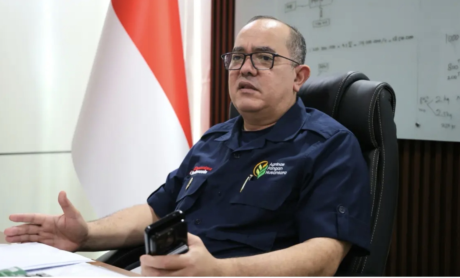 Direktur Utama Agrinas Pangan Nusantara, Joao Angelo De Sousa Mota, menegaskan bahwa informasi terkait dirinya mundur merupakan hoaks alias tidak benar.