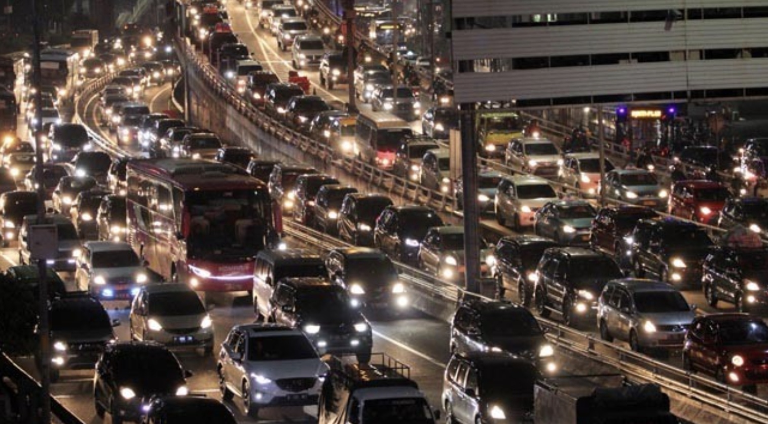 Ilustrasi: Kemacetan jalan Jakarta pada saat mudik Lebaran