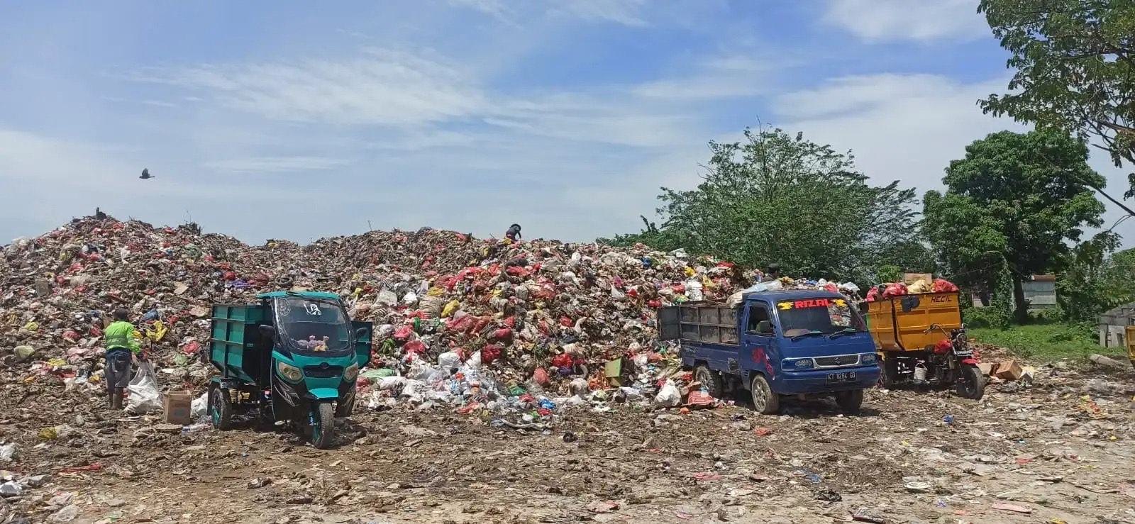 ILUSTRASI: DLHK Berau perlu memperkuat armada dan sarana pengelolaan sampah untuk menjangkau seluruh kecamatan. (IZZA/BP)