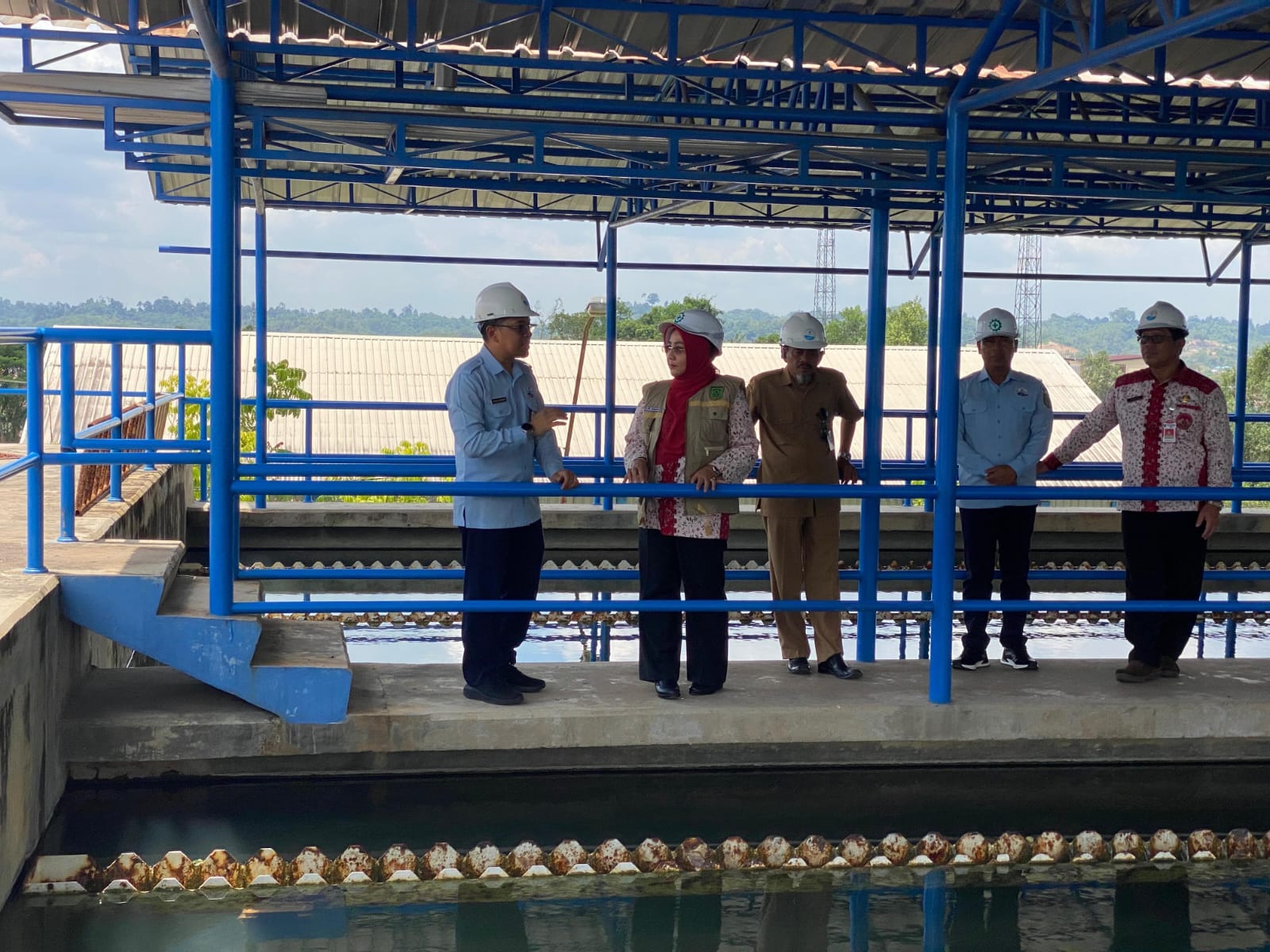 MINAT MENINGKAT: Perumdam Batiwakkal optimalkan pemasangan SR lewat cicilan setelah program SR gratis Pemerintah Pusat gagal terealisasi. (IZZA/BP)