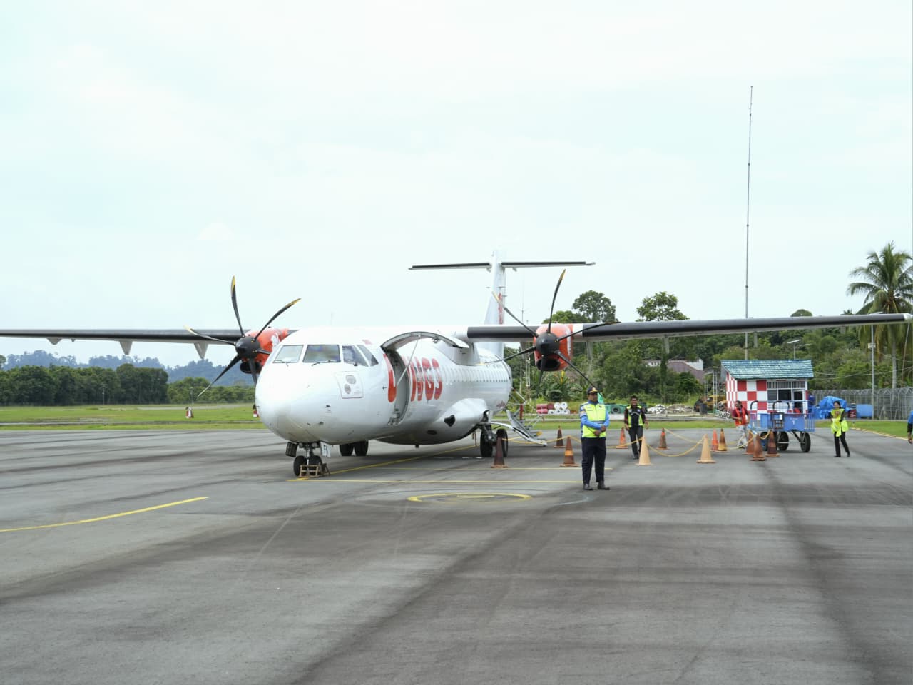 PENERBANGAN: Kembali dibukanya rute Tanjung Selor&mdash;Balikpapan menjadi langkah penting dalam meningkatkan konektivitas daerah. (IPUNK/HRK)