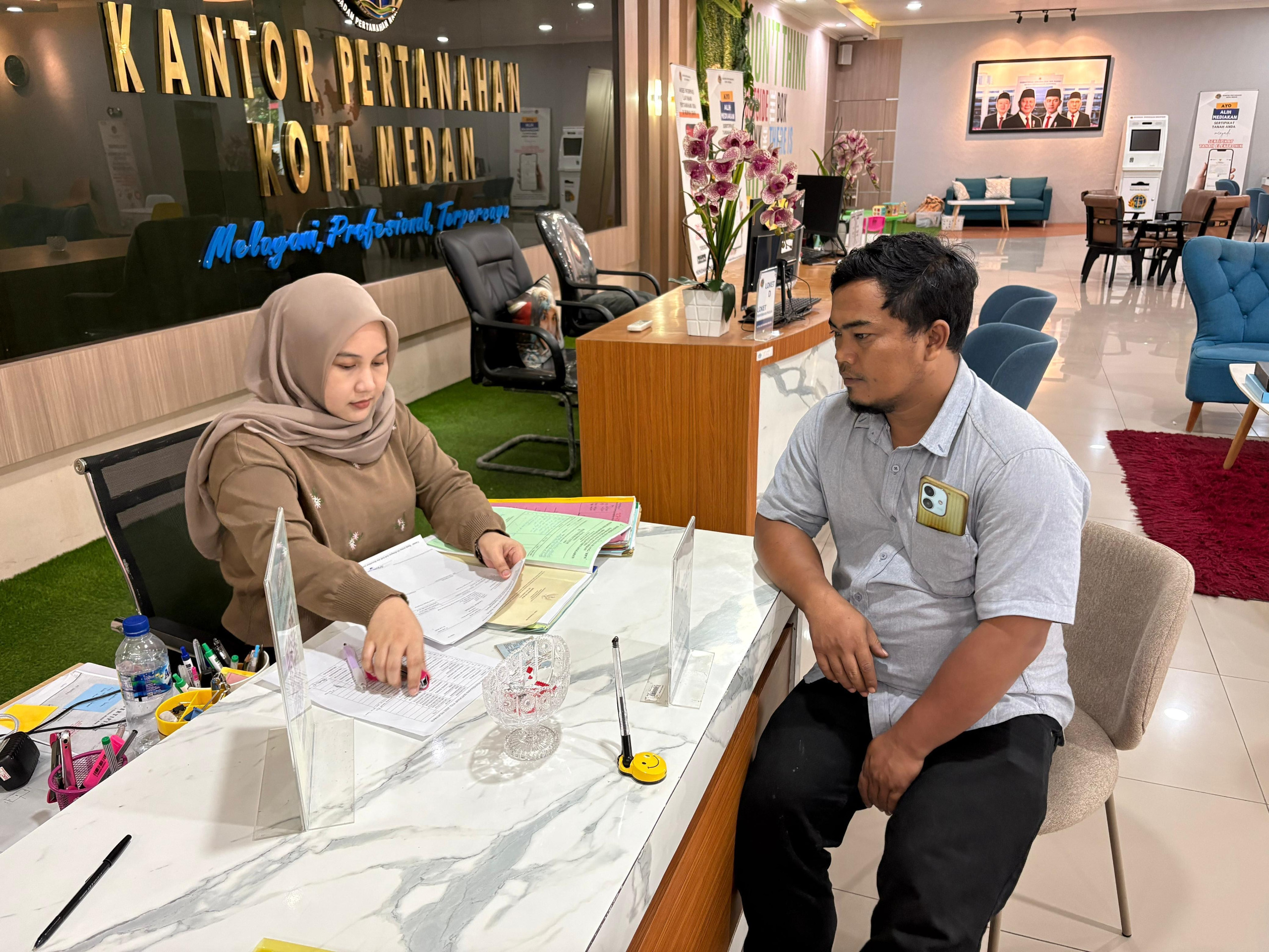 Kanwil BPN Provinsi Sumatera Utara membuka layanan pertanahan terbatas di wilayah Medan, Deli Serdang, dan Labuhanbatu selama masa libur Lebaran 2026, Rabu (18/03/2026).
