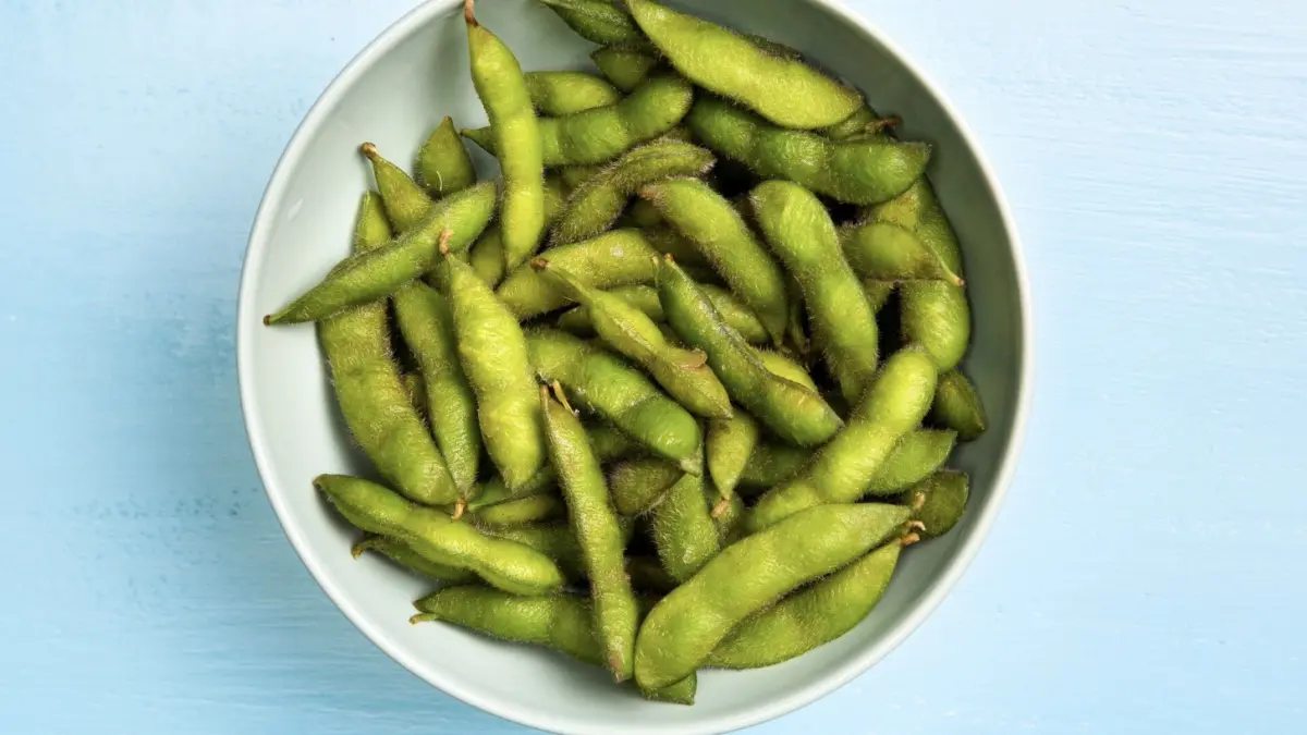 Edamame yang memiliki banyak kandungan protein. (Freepik)