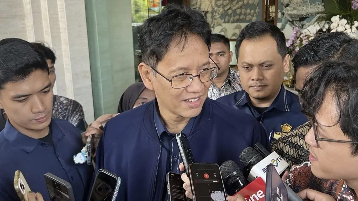 Menteri Keuangan Purbaya Yudhi Sadewa memberi keterangan ketika ditemui di Wisma Danantara Indonesia, Jakarta, Rabu (1/4/2026). (ANTARA)
