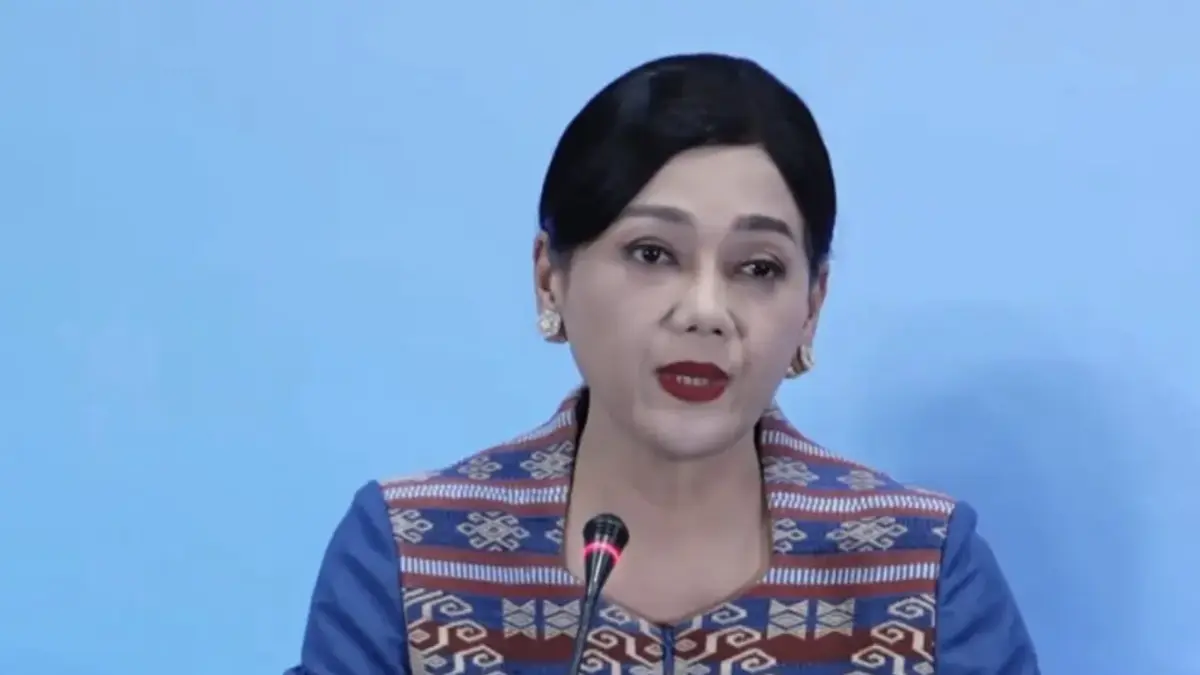 Ketua Dewan Komisioner OJK, Frederica Widyasari (Nurul F/JawaPos.com)

