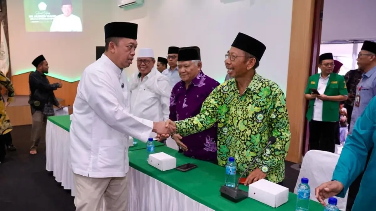 Menteri ATR/Kepala BPN, Nusron Wahid, berdiskusi dengan perwakilan organisasi keagamaan se-Nusa Tenggara Barat di Universitas Nahdlatul Ulama (UNU) NTB, Mataram, Jumat (10/04/2026)