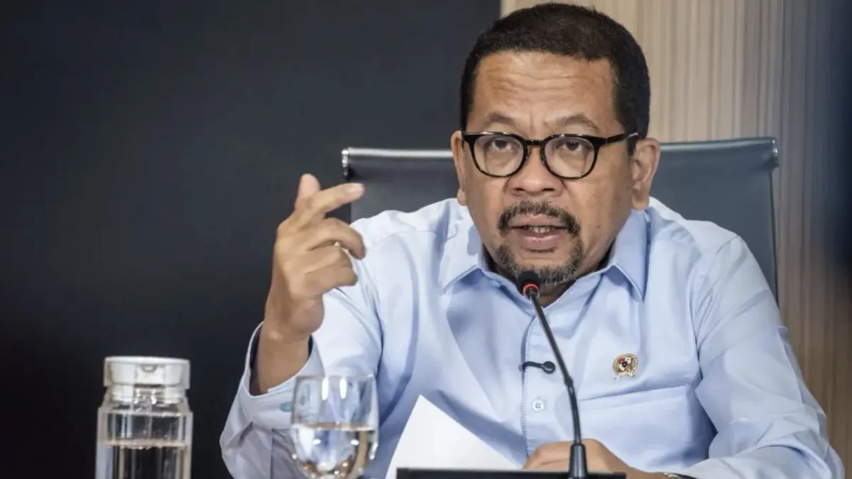 Kepala Staf Kepresidenan (KSP) Muhammad Qodari memberikan keterengan pers di Gedung Bina Graha, Kompleks Istana Kepresidenan, Jakarta, Rabu (15/4/2026). (ANTARA)