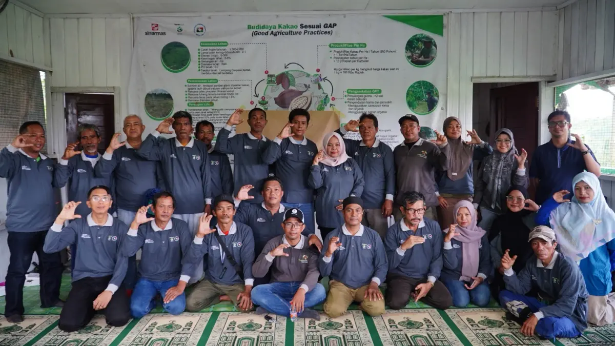 FOTO BERSAMA: Peserta Sekolah Lapang saat foto bersama seusai pelatihan yang dilaksanakan beberapa waktu lalu.&nbsp; (SENO/BP)