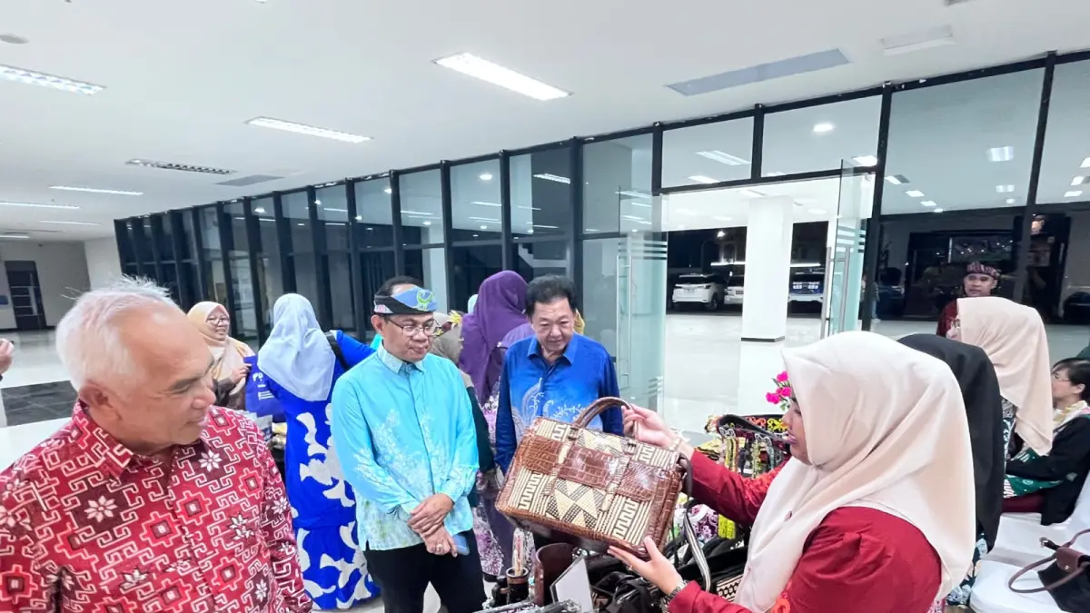 KONREG PDRB: Pertumbuhan ekonomi tidak hanya ditargetkan tinggi, tetapi harus mampu dirasakan langsung masyarakat luas. (FAISAL/HRK)