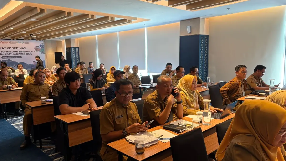 PERCEPATAN PEMBANGUNAN: Pemkab Berau melaksanakan rakor percepatan pembangunan berkelanjutan untuk Kecamatan Kelay yang dihadiri unsur pentahelix, Selasa (14/4). (IZZA/BP)