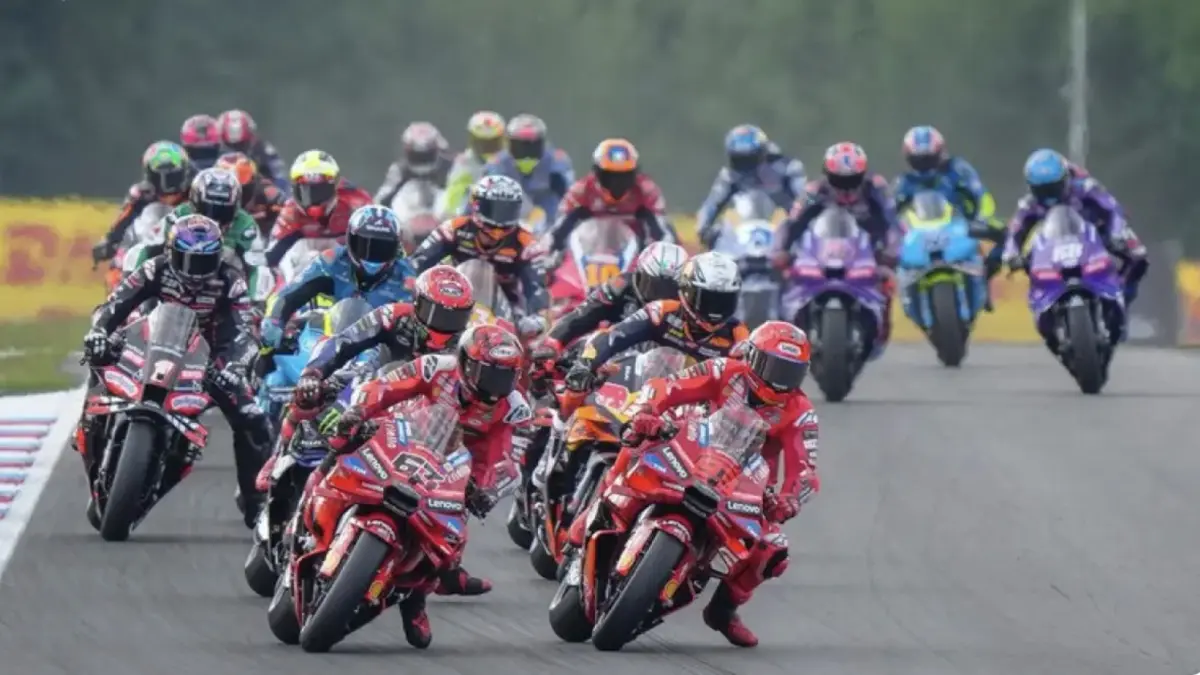 Suasana balap di MotoGP. (MotoGP)