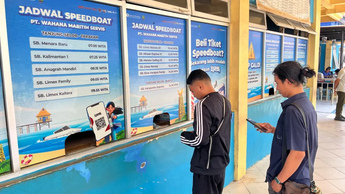 SISTEM TRANSAKSI: Digitalisasi tidak melulu harus dalam bentuk QRIS, bisa menggunakan uang elektronik seperti e-money dan transfer. (FAISAL/HRK)