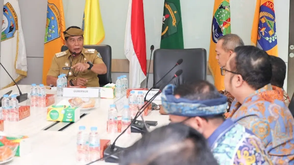 AUDIENSI: Gubernur Kaltara Zainal Arifin Paliwang menerima dari PT Indonesia Transit Synergy (INTRA) beberapa waktu lalu. (DKISP KALTARA)