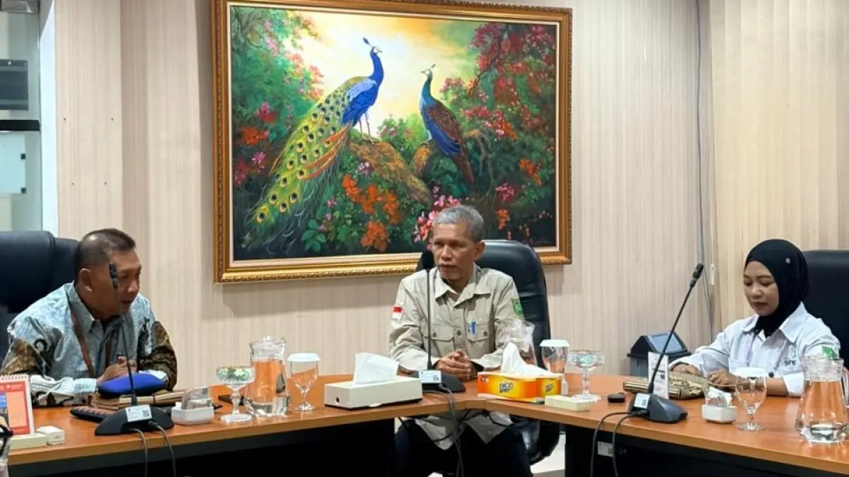 FINALKAN DOKUMEN: Disbudpar Berau memfinalisasi RIPARDA 2026 sebagai pedoman pengembangan pariwisata yang lebih terarah, terintegrasi, dan berkelanjutan. (DISBUDPAR UNTUK BERAU POST)