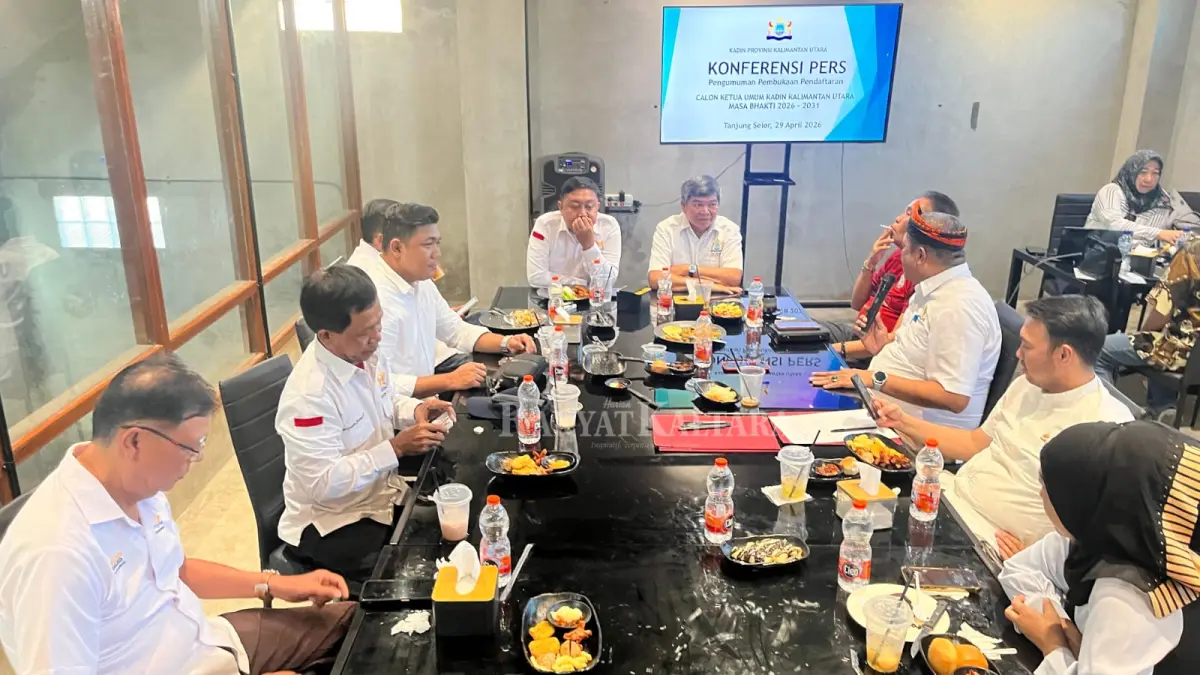 BURSA CAKETUM: Organizing Committee melaksanakan rapat untuk membuka pendaftaran calon Ketua Umum Kadin Kaltara periode 2026—2031. (FAISAL/HRK)