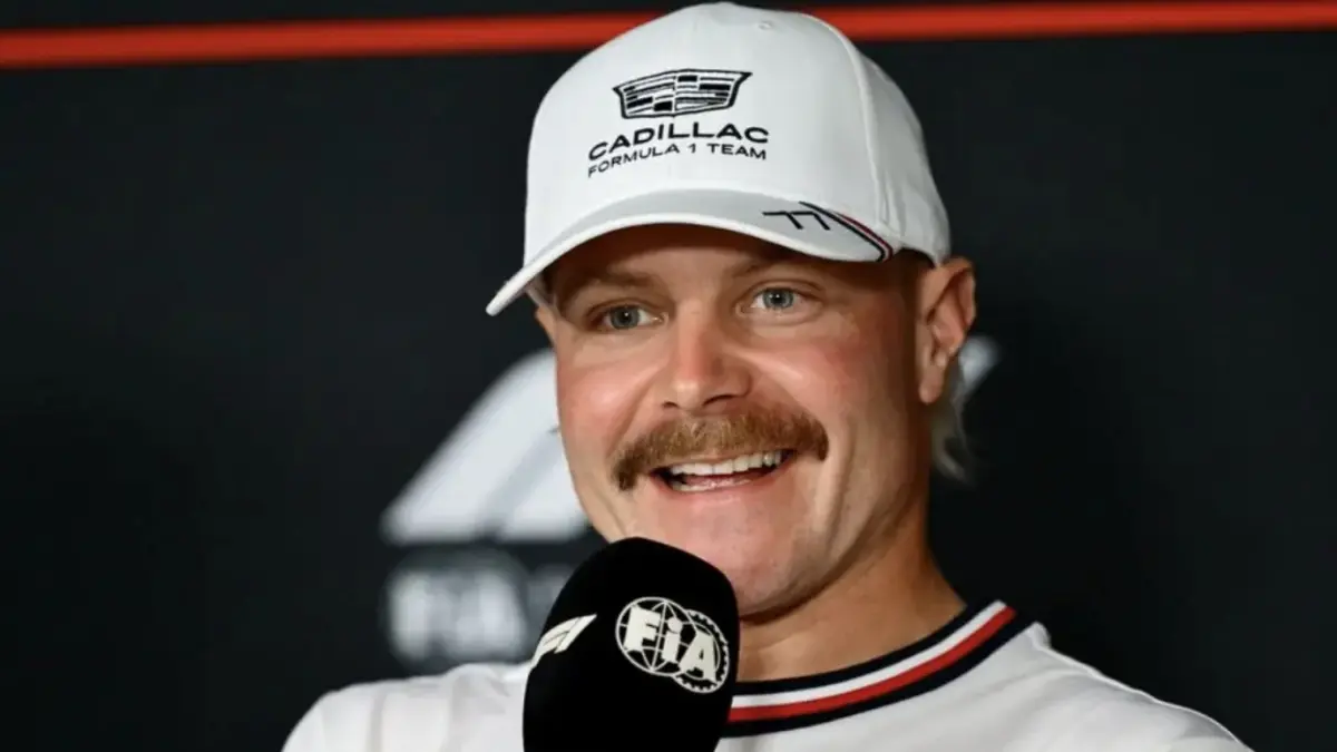 Valtteri Bottas mengaku depresi jadi rekan setim Lewis Hamilton di Mercedes. (@F1/X)