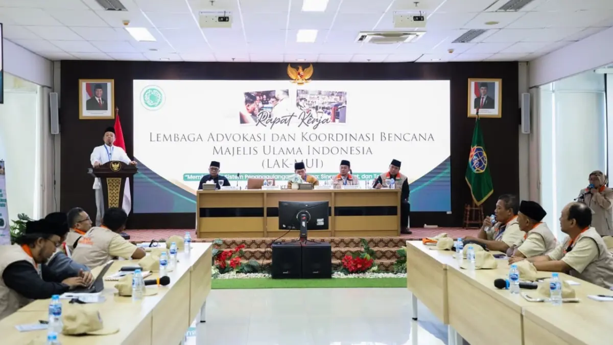 Menteri ATR/Kepala BPN, Nusron Wahid, menghadiri Rapat Kerja Lembaga Advokasi dan Koordinasi Penanggulangan Bencana (LAK-PB) MUI di Cikeas.