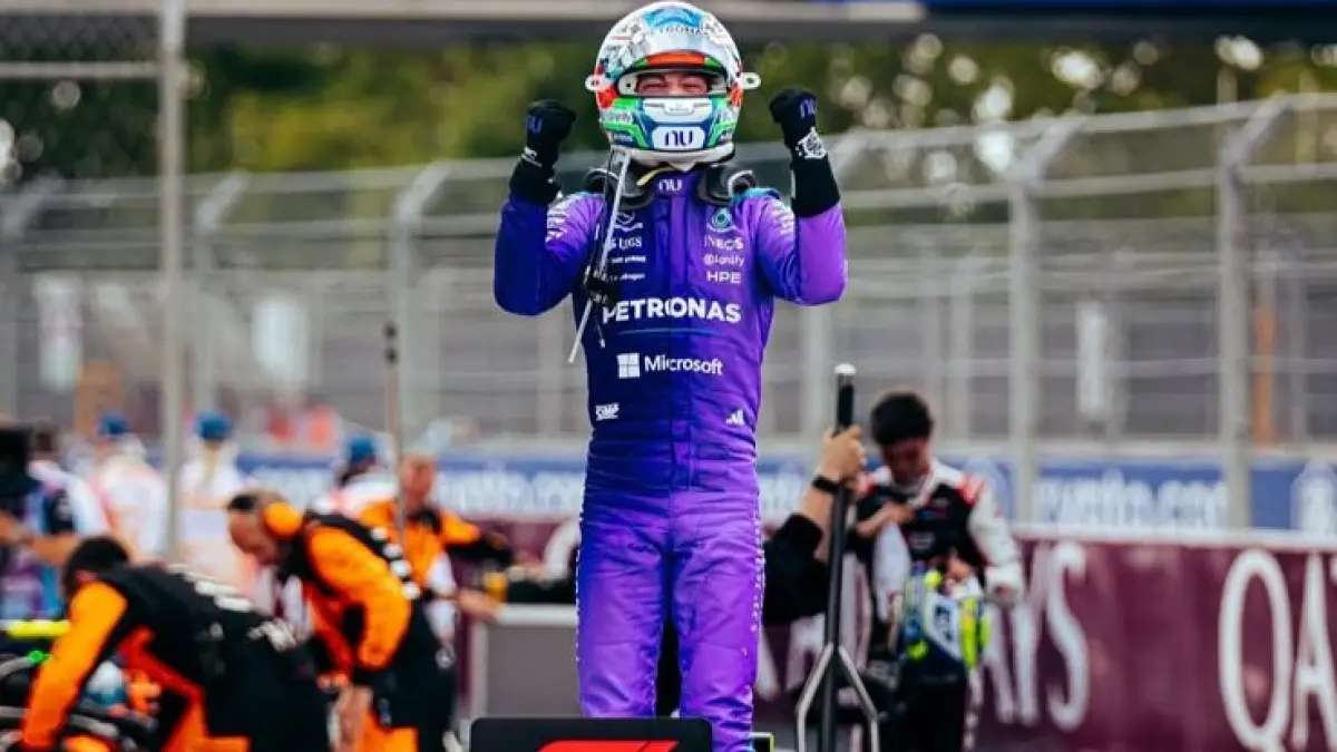 Pembalap Mercedes Andrea Kimi Antonelli saat meraih hatrick pada GP Miami 2026. (Instagram:@mercedesamgf1)