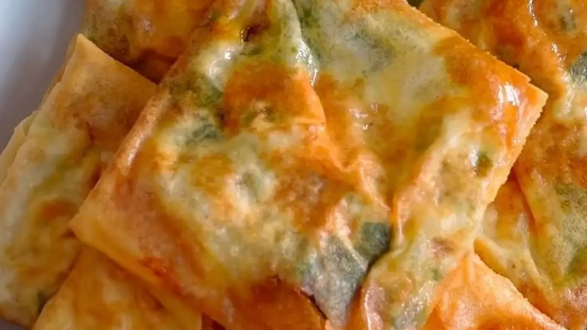 Potret martabak putih telur yang praktis dan gurih. (Instagram: @kreasi.tanoto)